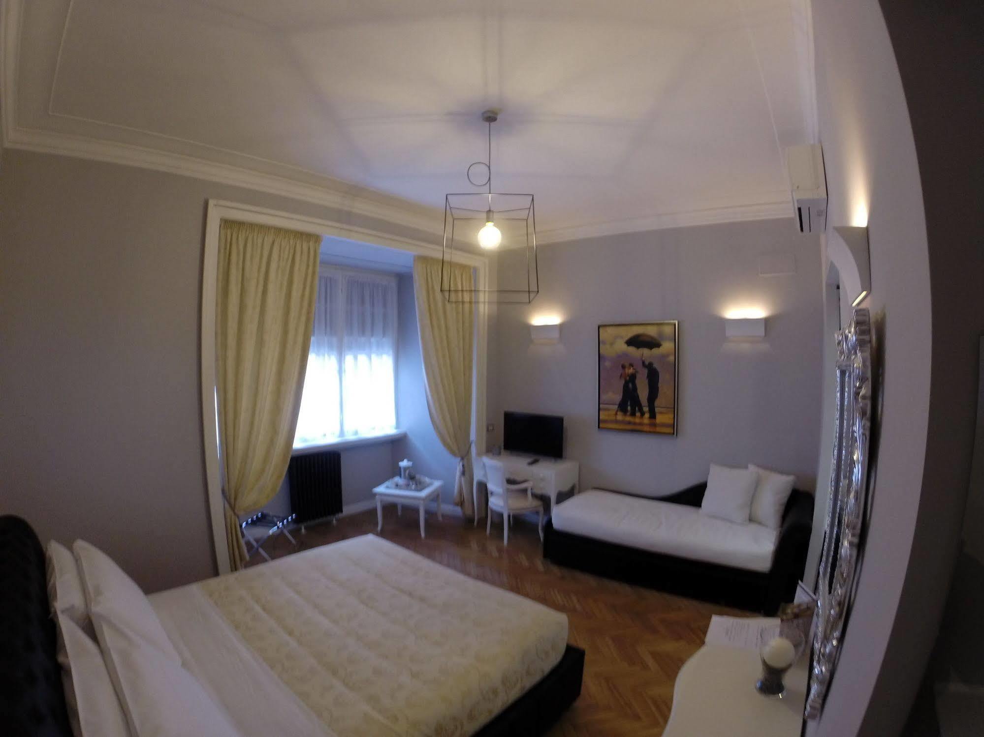 Athena Guest House โรม ภายนอก รูปภาพ